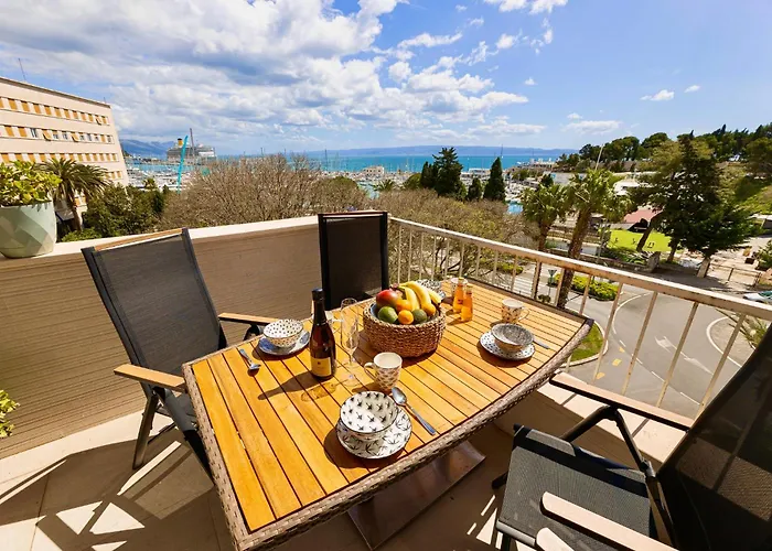 Azure Penthouse Excelsior Lejlighed Split